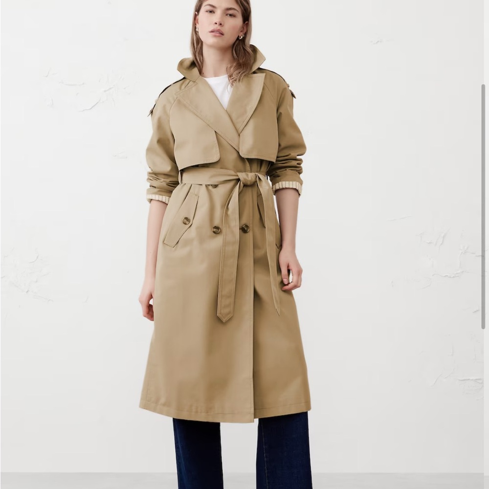 Banana Republic Timeless Trench, Petite S (never worn)